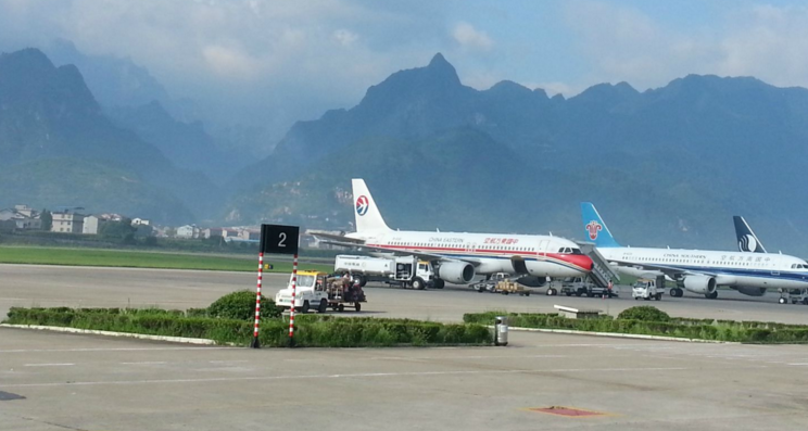 山區機場飛機飛行異物監測項目