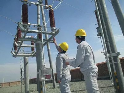 電力巡檢機器人來了~~~快來看看它和人工巡檢到底有啥區別？