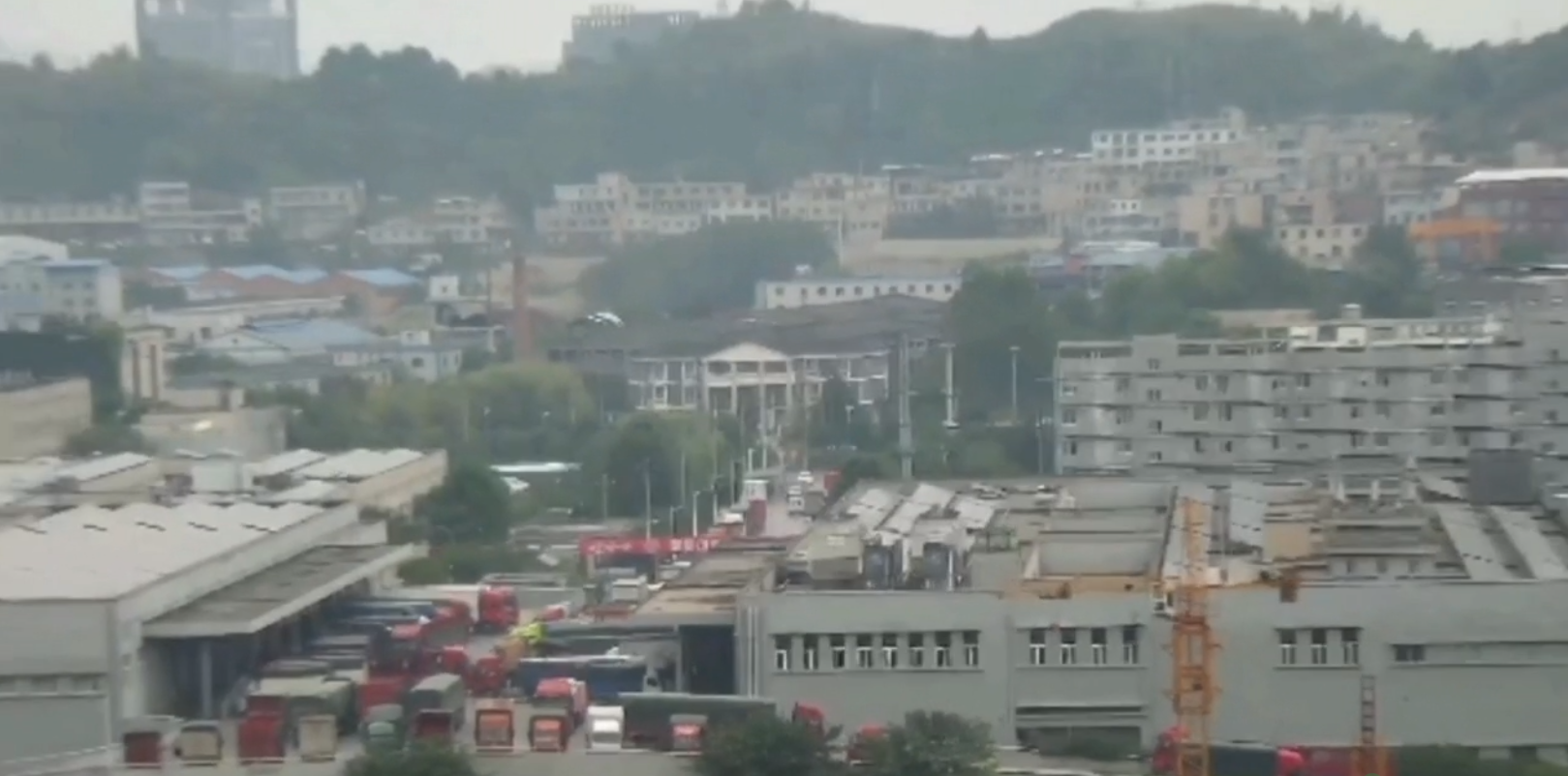 智慧城市邊境防控預警系統采用熱成像雙光譜球型轉臺攝像機性價比翻倍