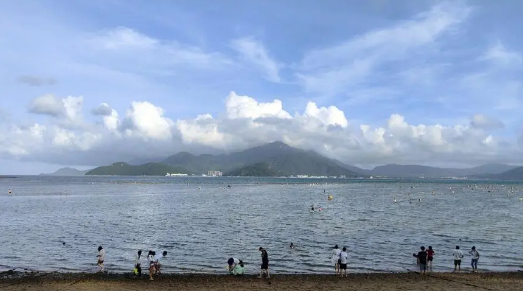 海邊沙灘防偷渡、防溺水監控使用球形轉臺設備的優勢包括哪些！