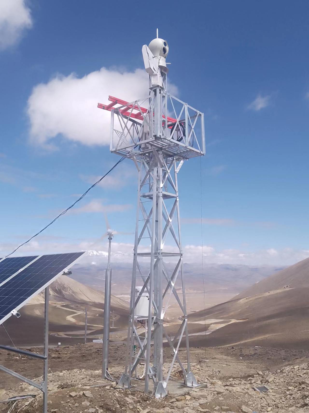 邊防監(jiān)控球型轉臺